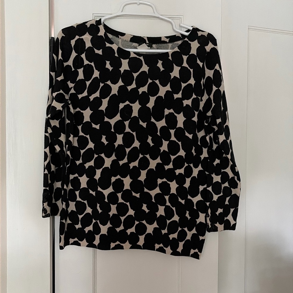 J crew < sweater
